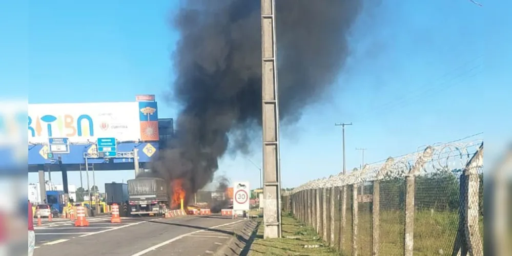 O impacto imediato na colisão provocou um incêndio