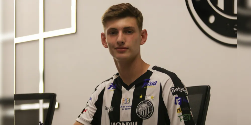 Germano tem somente 16 anos e jogou duas competições pelo sub-20