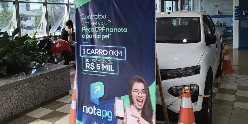 Serão sorteados um Renault Kwid, uma moto 0 km e 20 prêmios de R$ 2 mil