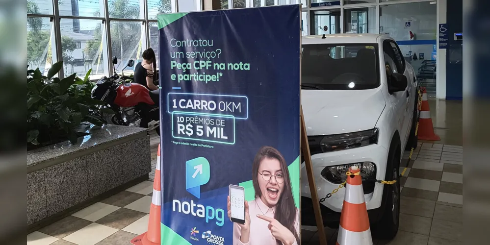 Serão sorteados um Renault Kwid, uma moto 0 km e 20 prêmios de R$ 2 mil