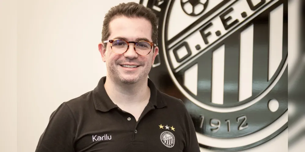 Leopoldo Suarez é reconhecido por sua atuação como vice-presidente de Cliente, Estratégia e Mercado na Nstech