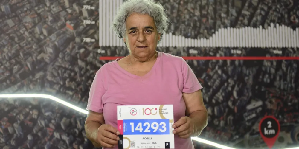 Roseli pegou seu kit da 100ª São Silvestre na tarde dessa segunda-feira (29), em São Paulo