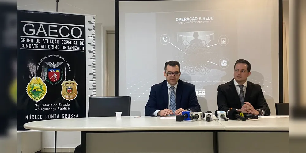 Promotor de justiça Antônio Juliano Souza Albanez e o delegado da Polícia Civil dr. Fernando Maurício Jasinski