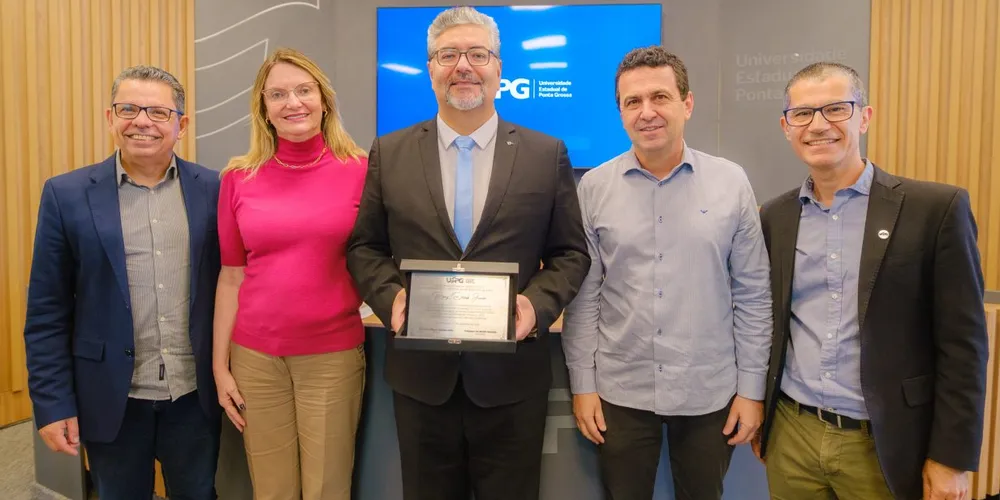 O delegado Remy Deiab Junior possui duas graduações pela UEPG: Economia em 2002 e Direito em 2017