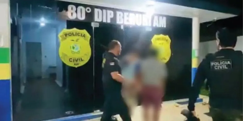 Dois homens, de 24 e 25 anos, foram presos em flagrante e autuados por estupro de vulnerável agravado