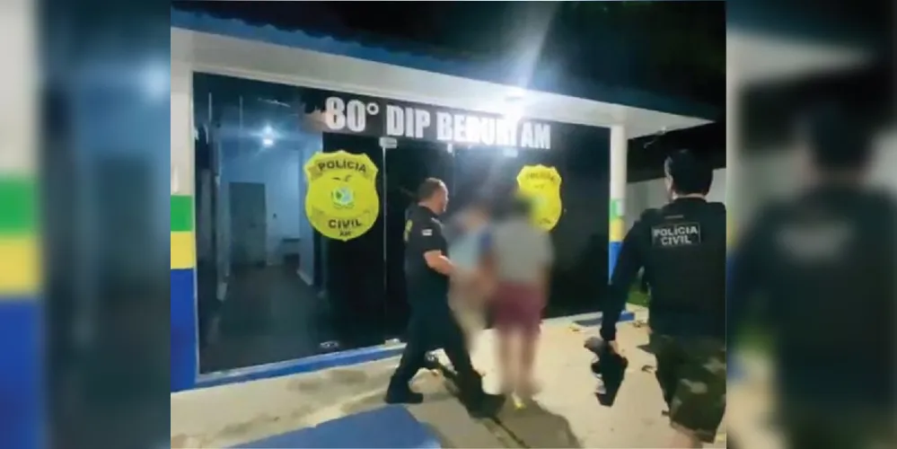 Dois homens, de 24 e 25 anos, foram presos em flagrante e autuados por estupro de vulnerável agravado