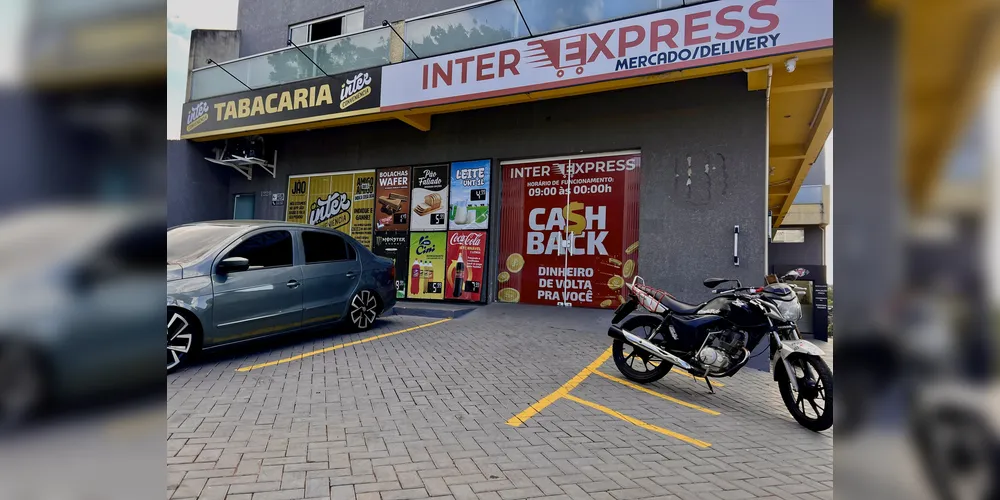 Mercado está instalado na Colônia Dona Luiza, quase na divisa com o bairro de Oficinas