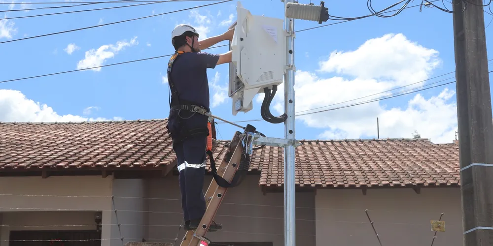 Equipes trabalham na instalação desde o dia 19 de novembro
