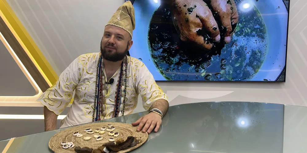 O babalorixá Hallison Mocelim, sacerdote da Comunidade Ilê Axé Ogun Goolu, trouxe previsões para 2026