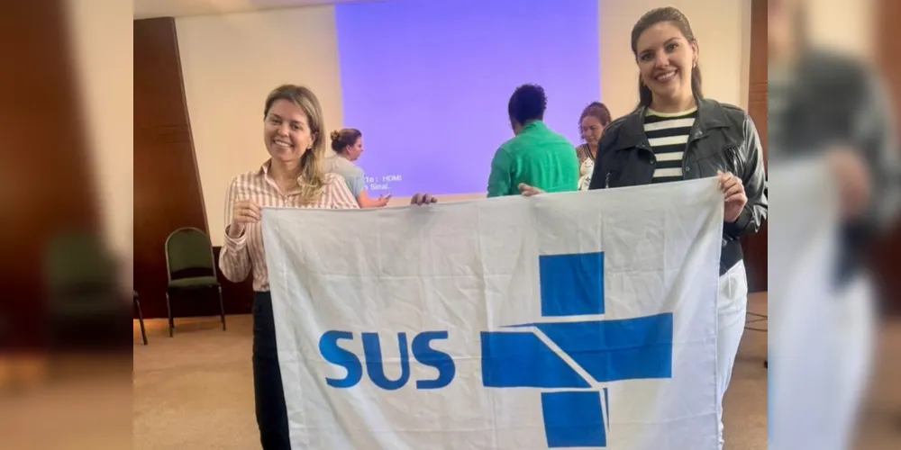 Representantes do Consórcio Intermunicipal de Saúde dos Campos Gerais (CimSaúde) esteve presente