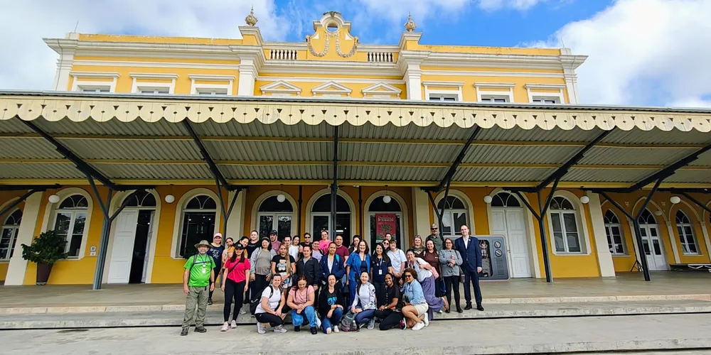 O objetivo foi de ampliar a qualificação e a capacidade de orientação aos visitantes