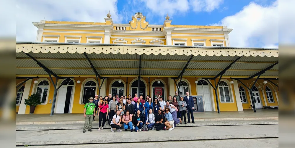 O objetivo foi de ampliar a qualificação e a capacidade de orientação aos visitantes