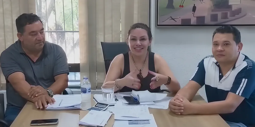 Dayane Sovinski esteve reunida com equipes da Prefeitura para alinhar o cronograma das obras