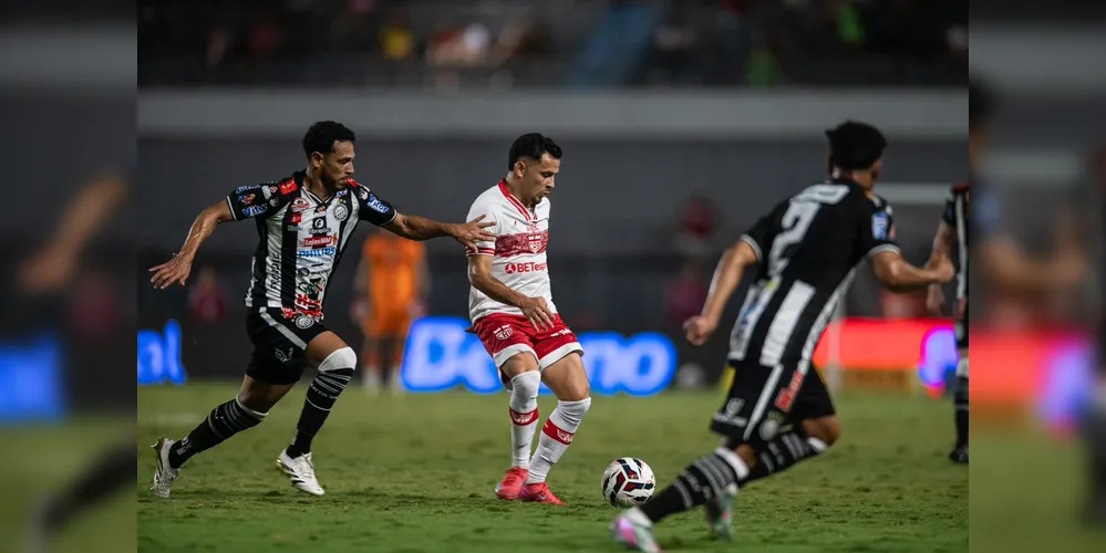 Jogou aconteceu o Estádio Rei Pelé, em Maceió neste domingo