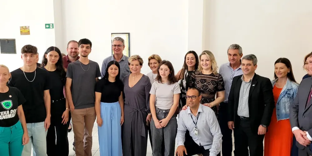 As campanhas ‘Escuta Ativa’ e 'Semana do Voto Jovem' finalizaram em Ponta Grossa nesta terça-feira (16)