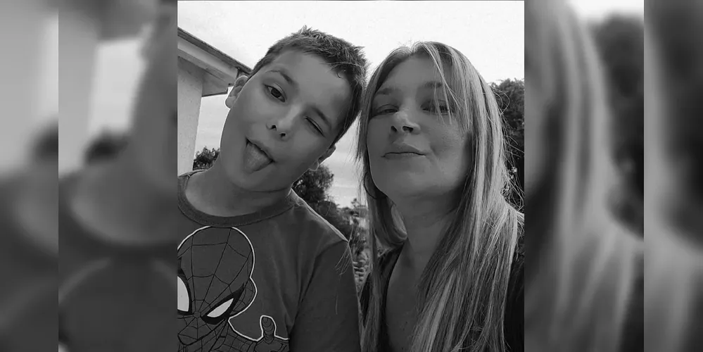 Levi Galardinovic Hooper e a mãe, Juliana Galardinovic Ribeiro