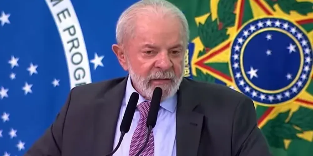 Presidente Luiz Inácio Lula da Silva define nova lei