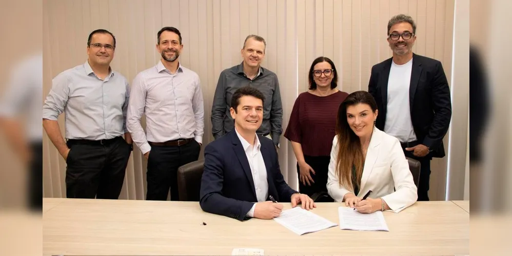 Assinatura de contrato para a execução do novo projeto