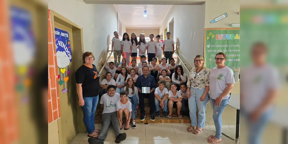 O prefeito esteve com os alunos nessa quarta-feira (05)