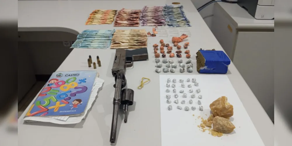 Itens foram apreendidos pela PM