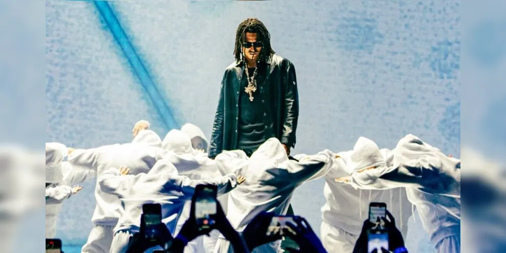 Artista se apresenta nesta sexta