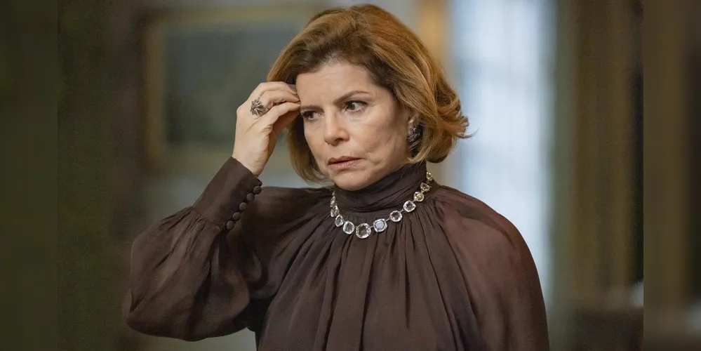 Atriz Débora Bloch em remake de Vale Tudo