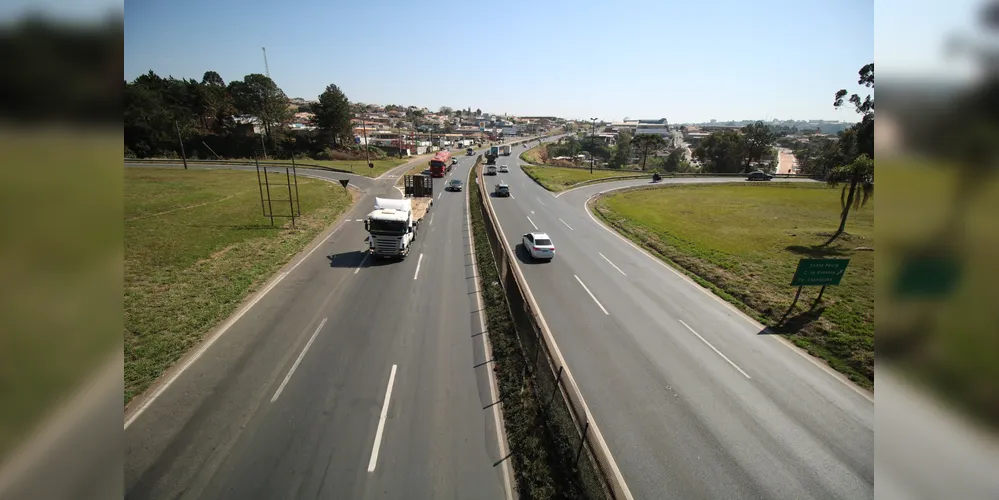 Trecho urbano da BR-376 em Ponta Grossa