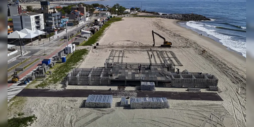 Estrutura conta com 45 metros de largura, 21 metros de altura e 23 metros de profundidade