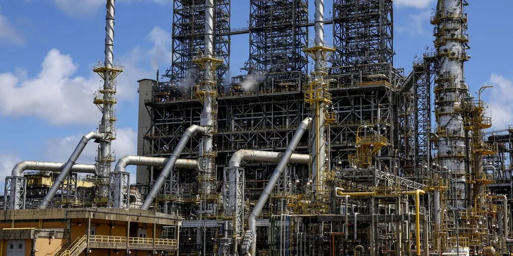 Imagem ilustrativa da imagem Petroleiros iniciam greve nacional nesta segunda em protesto a propostas da Petrobras