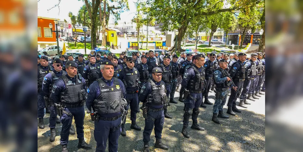 A ação foi realizada na Praça Barão do Rio Branco