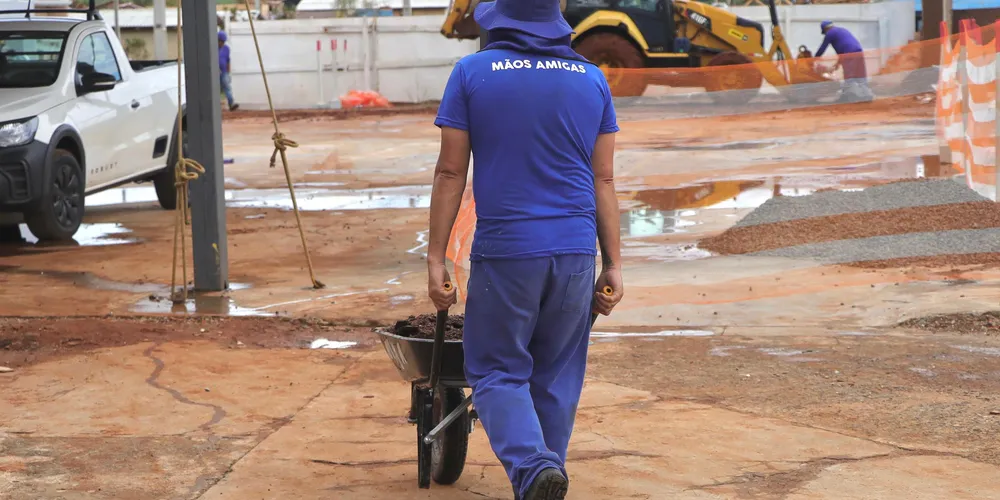 Governo do Paraná quadruplicou o número de presos atuando na reconstrução de Rio Bonito do Iguaçu