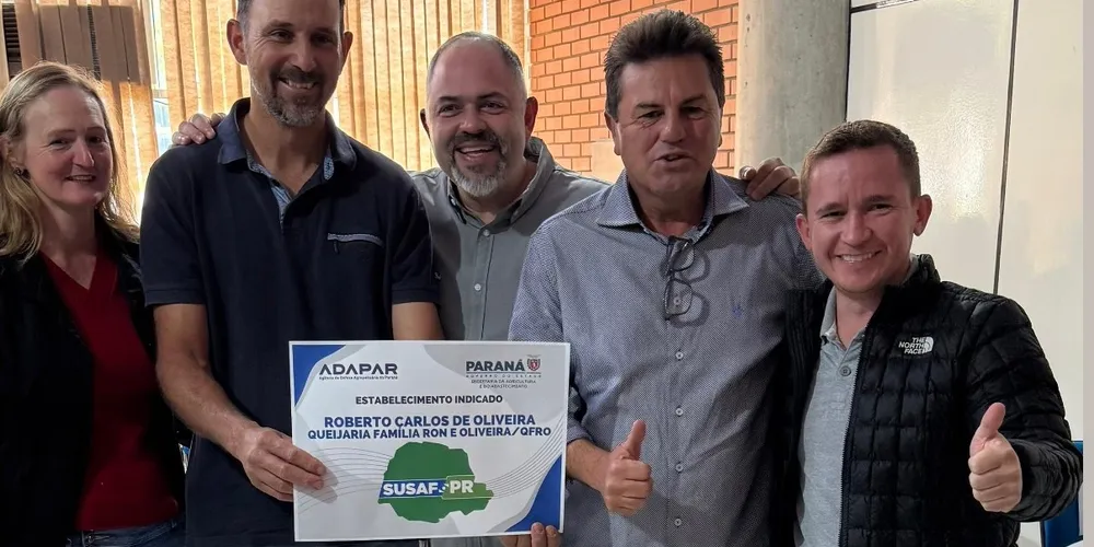 A entrega foi realizada nesta sexta-feira (31), com a presença do prefeito Denilson Baitala (PL)