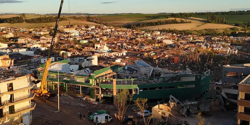 Rio Bonito do Iguaçu teve cerca de 90% de sua estrutura atingida na última sexta-feira (7)