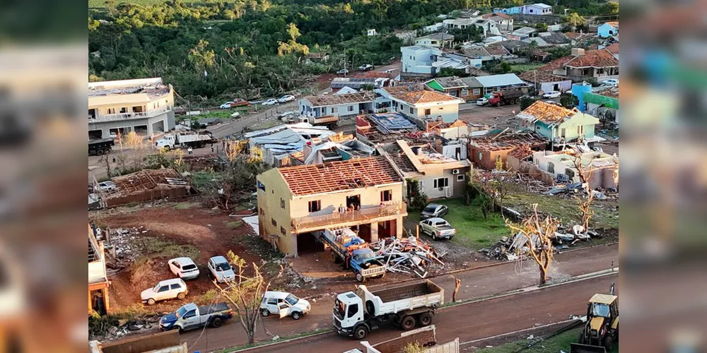 A cidade de Rio Bonito do Iguaçu teve 90% de sua estrutura atingida, informou o Governo do Paraná