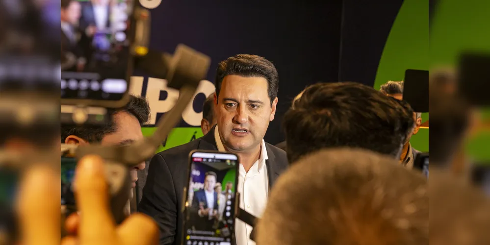 Ratinho Junior cresceu mais de dez pontos percentuais desde meados do ano passado