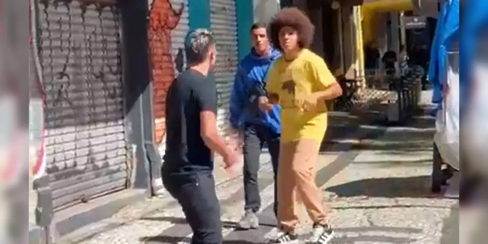 O deputado estadual Renato Freitas foi filmado durante briga em Curitiba