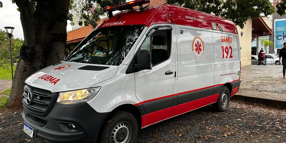 Equipes do Samu foram ao local do acidente para tentar reanimá-lo