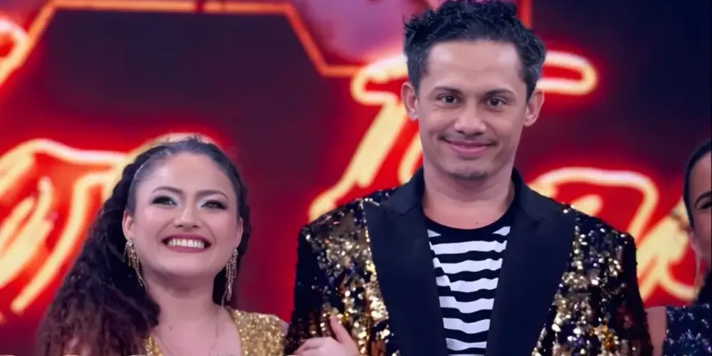 Silvero Pereira e Thais Sousa performaram na valsa e no samba