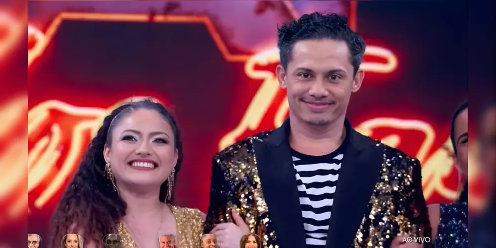 Silvero Pereira e Thais Sousa performaram na valsa e no samba
