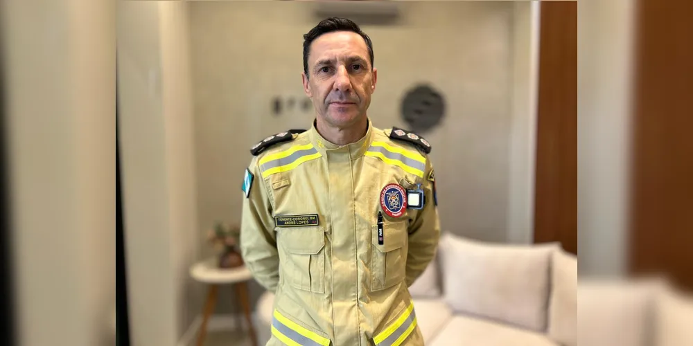 Tenente-coronel André Lopes, do 2º Batalhão de Bombeiros de Ponta Grossa