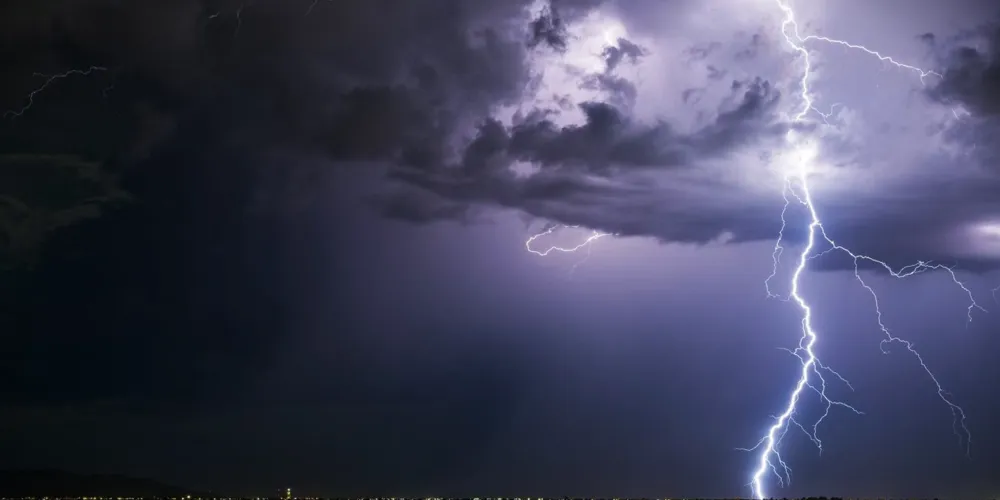 Tempestade tem 'perigo potencial' para o município