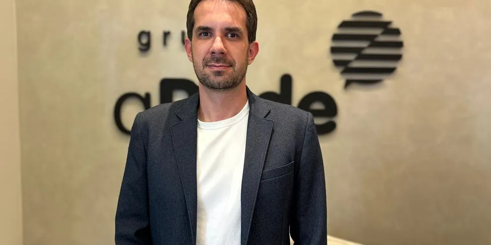 O diretor da escola em Ponta Grossa, Tiago Zandonadi, revelou que o ano letivo de 2026 iniciará nas novas estruturas