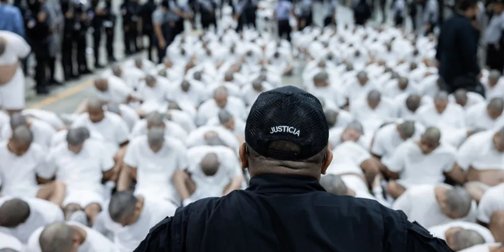 Registro de presos em país latino americano