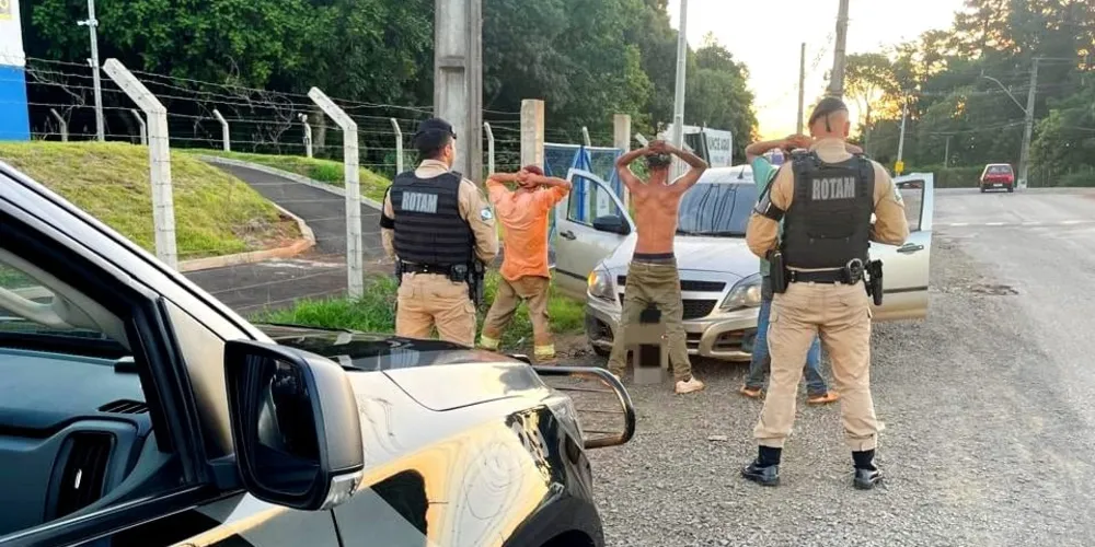 A equipe ROTAM recuperou o veículo furtado há três meses