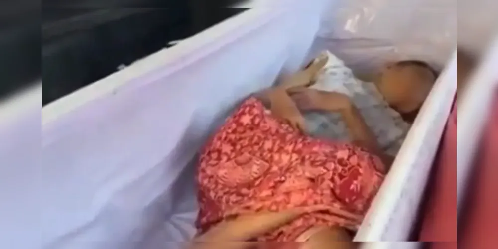 AutorUma mulher de 65 anos foi encontrada viva dentro de um caixão