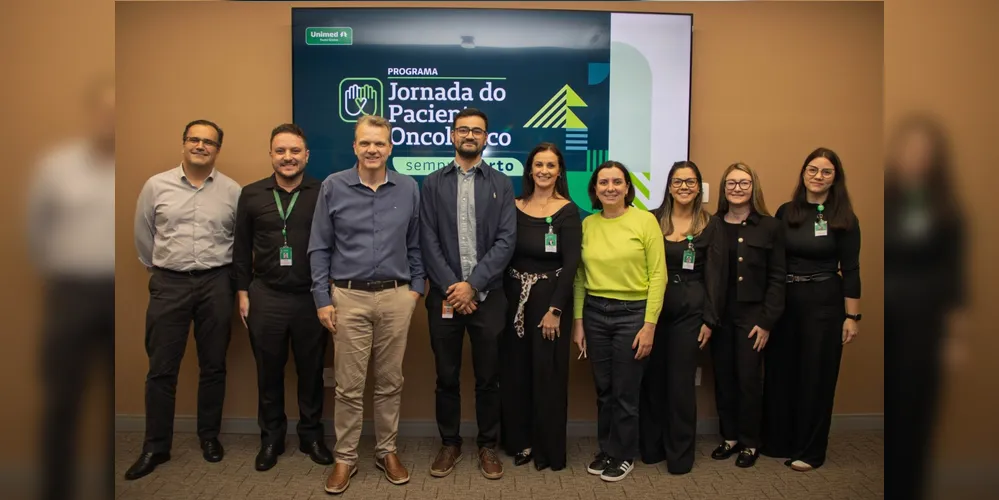 Representantes do Hospital Unimed em Ponta Grossa
