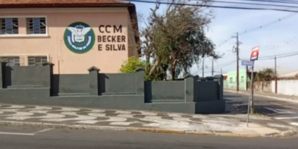 O colégio está localizado na avenida Visconde de Taunay