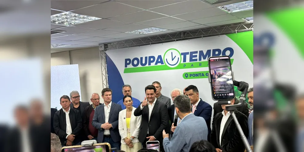 Inauguração ocorreu por volta das 10h da manhã desta terça