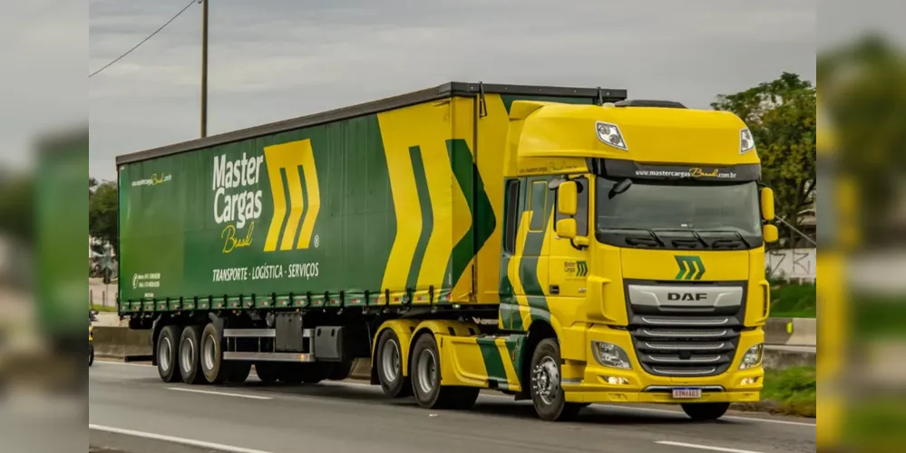 Caminhão da Master Cargas Brasil