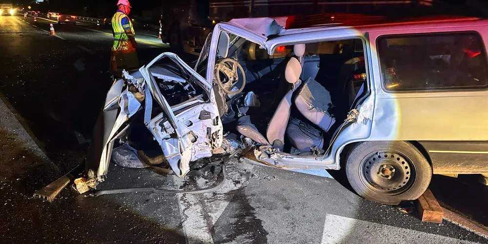 Acidente envolveu um Chevrolet Ipanema e um Volkswagen Polo